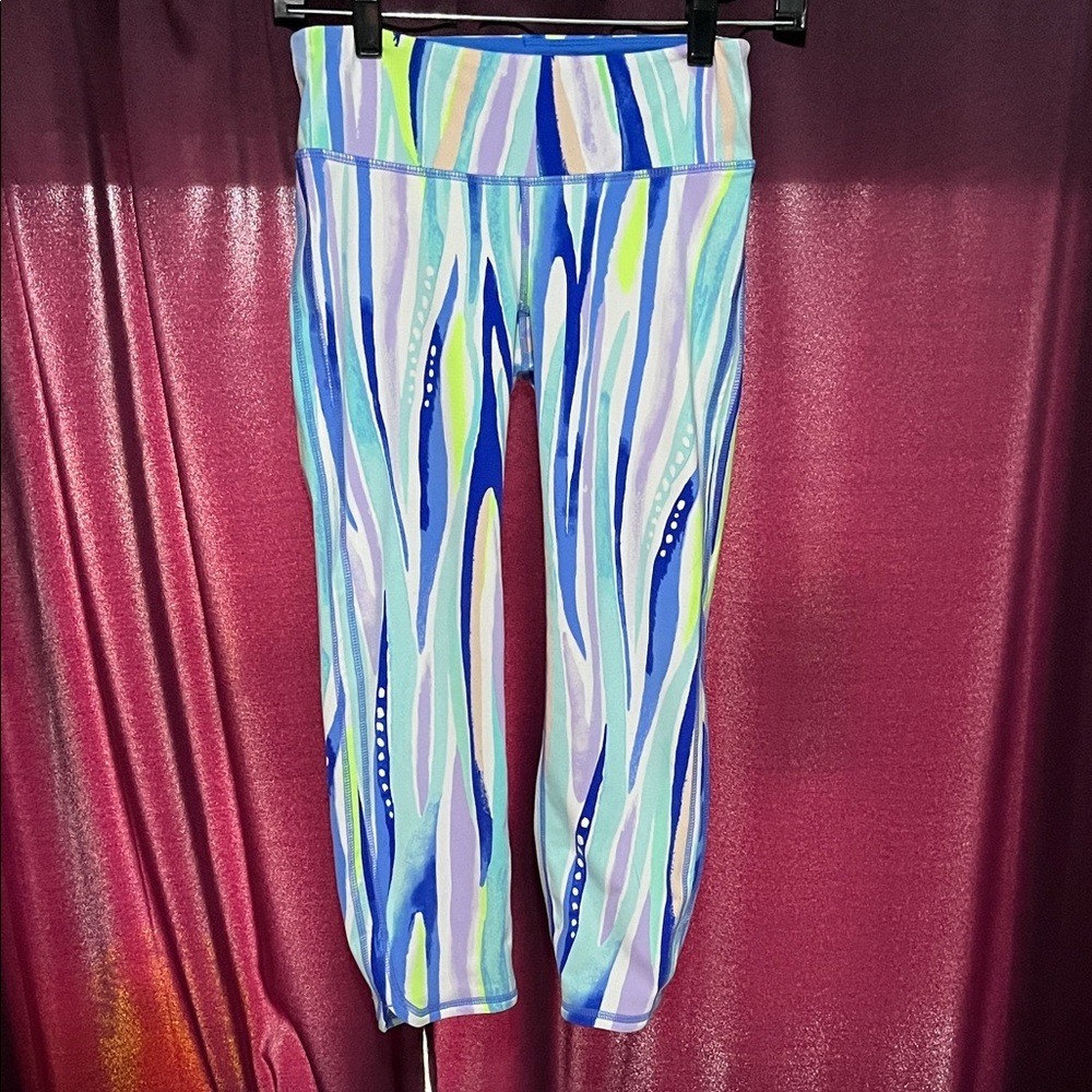 Lilly Pulitzer Weekender Capri Luxletic Leggings
